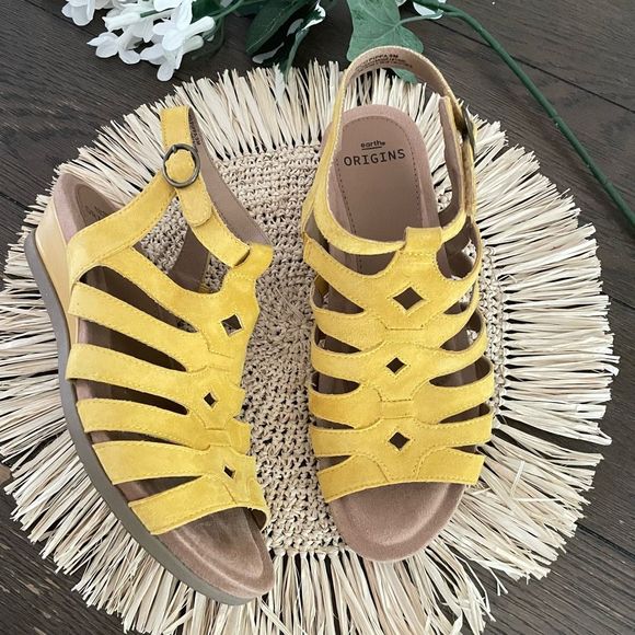 Earth Origins Shoes Earth Origins Suede Wedge Strappy Sandals Pico